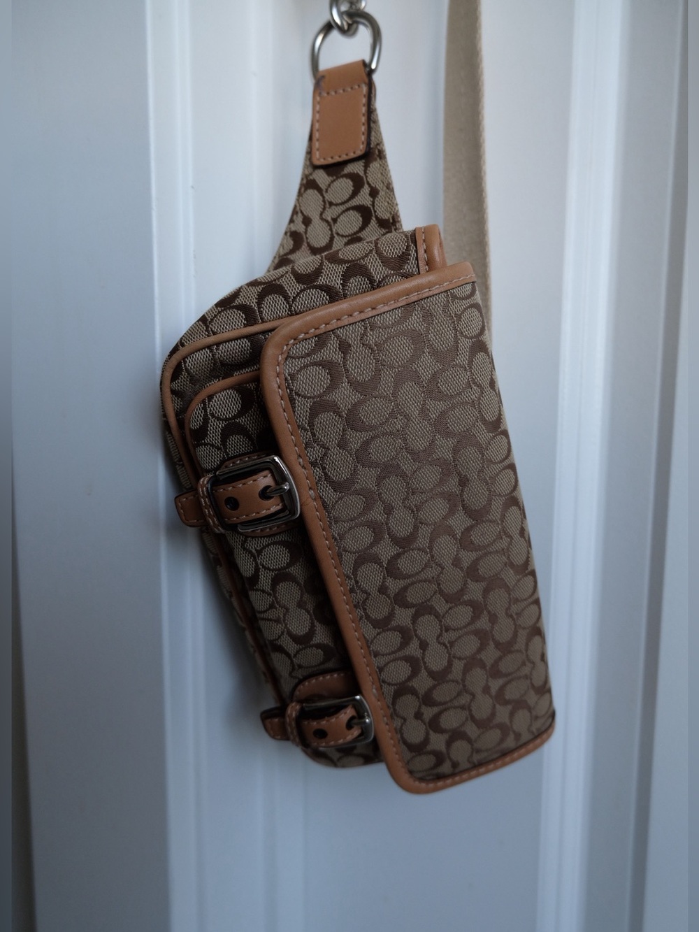 Coach Signature C Utility Belt Bag Crossbody in Brown & Tan